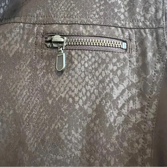 Additions by Chico’s Cocoa Brown Multi Zipper Lightweight Vest. Size 3.‎ - Picture 7 of 14